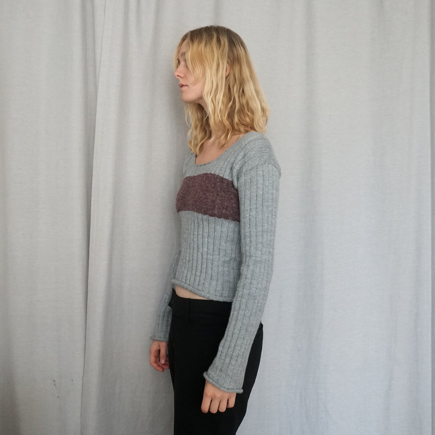 Square neck sweater